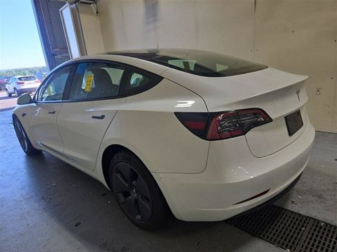 Used 2023 Tesla Model 3 Standard Range RWD image 7