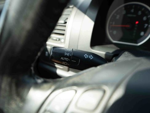 Used 2010 Honda CR-V EX-L image 13