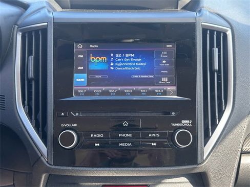 Used 2022 Subaru Impreza 2.0i Premium image 16