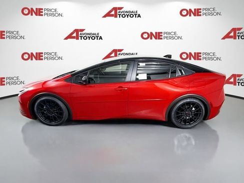 New 2026 Toyota Prius Plug-In Hybrid FWD image 4