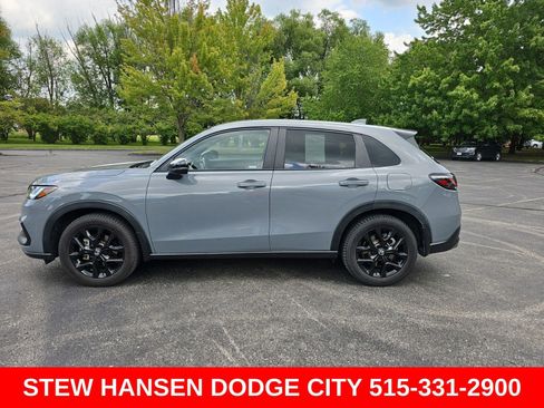 Used 2023 Honda HR-V Sport image 1
