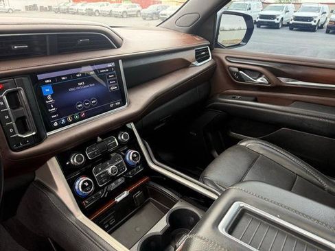 Used 2021 GMC Yukon XL Denali image 51