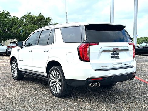 Used 2022 GMC Yukon Denali AWD/4WD image 6