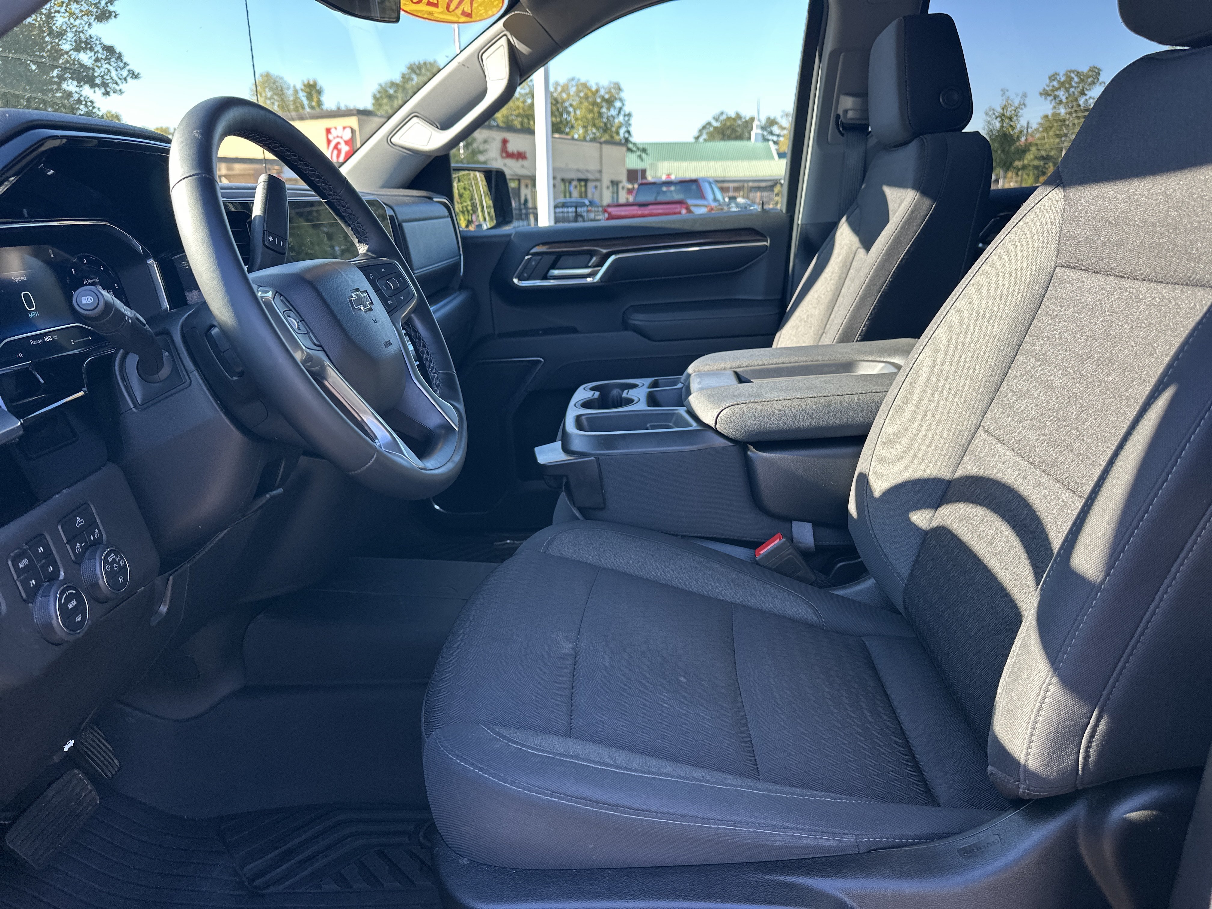 Used 2023 Chevrolet Silverado 1500 RST AWD/4WD image 10
