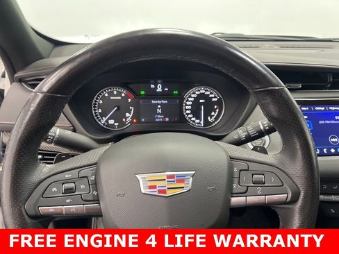 Used 2023 Cadillac XT4 Sport image 14