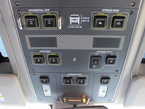 Used 2025 INEOS Grenadier AWD/4WD image 20