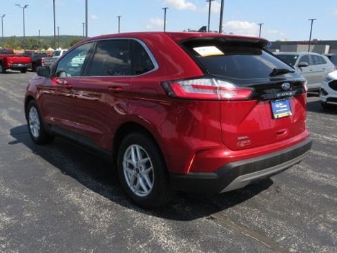 Certified 2022 Ford Edge SEL w/ Convenience Package image 5