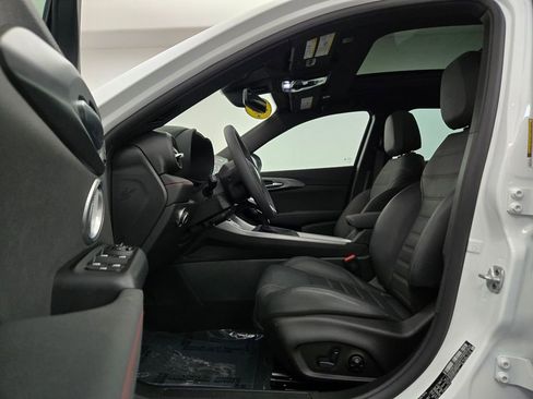 Used 2024 Dodge Hornet GT image 24