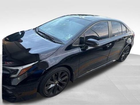 Used 2023 Toyota Corolla SE image 30
