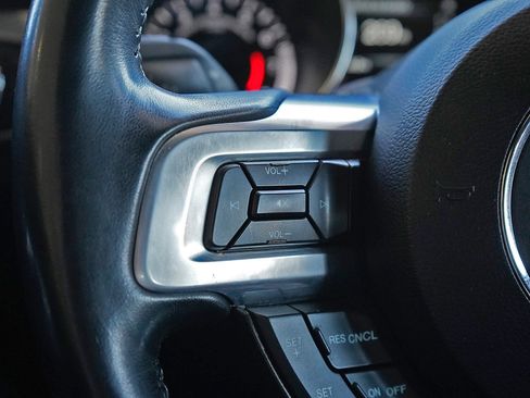 Used 2023 Ford Mustang Premium image 15