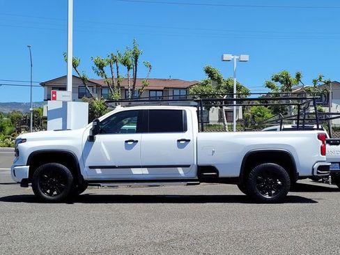 Used 2024 Chevrolet Silverado 3500 High Country AWD/4WD image 9