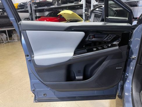 Used 2023 Subaru Solterra AWD image 79