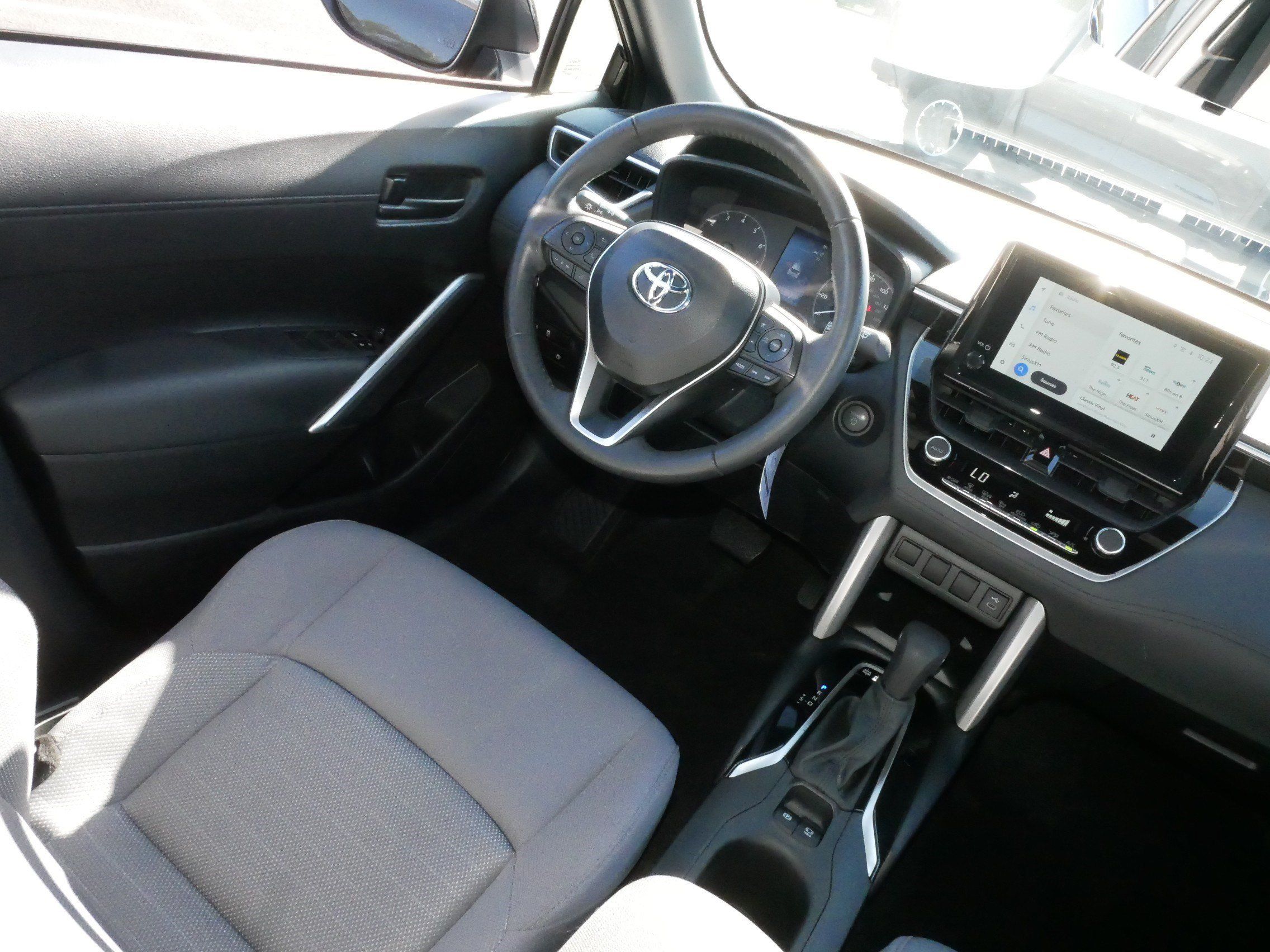 Certified 2024 Toyota Corolla Cross AWD Hybrid image 9