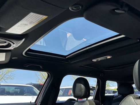 Used 2017 MINI Cooper Clubman FWD image 23