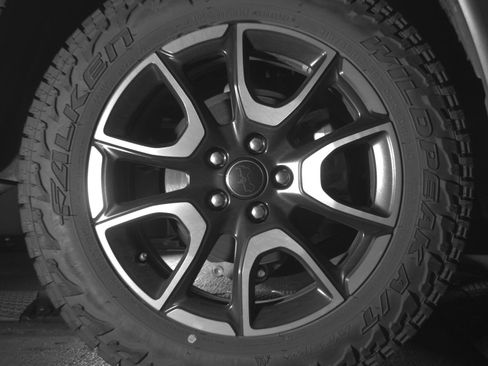 Used 2025 Jeep Compass Trailhawk AWD/4WD image 15
