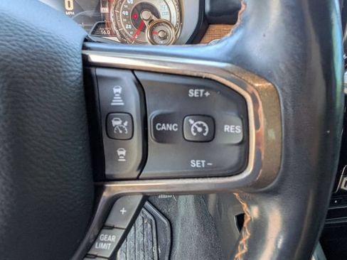 Used 2019 RAM 1500 Laramie Longhorn AWD/4WD image 10