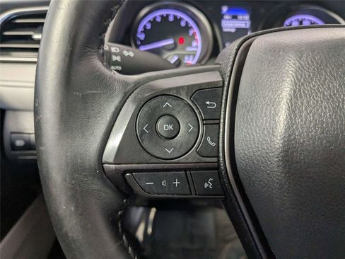 Used 2023 Toyota Camry SE image 13