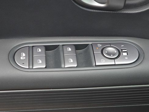 New 2026 Hyundai Ioniq 5 SE image 26