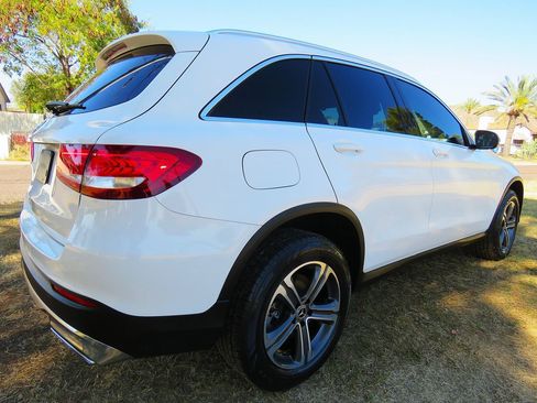 Used 2017 Mercedes-Benz GLC 300 image 8