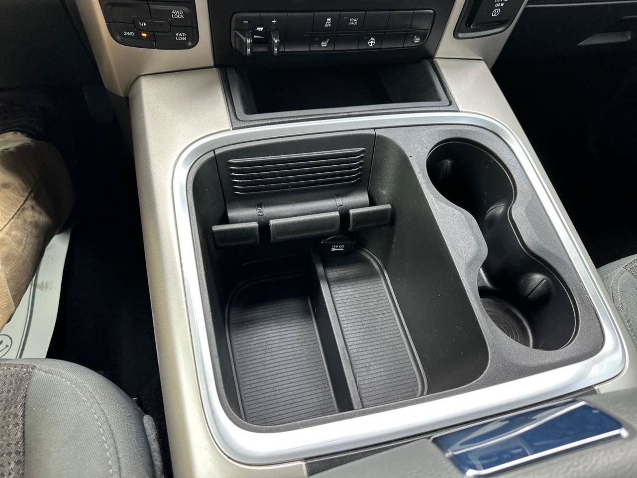 Used 2018 RAM 1500 Outdoorsman AWD/4WD image 33