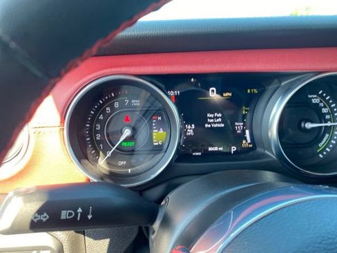 Used 2023 Jeep Wrangler Unlimited Rubicon 4xe AWD/4WD image 13