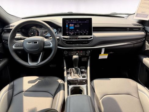 New 2026 Jeep Compass Limited AWD/4WD image 10
