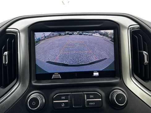 Used 2021 Chevrolet Silverado 2500 LT w/ Convenience Package image 19
