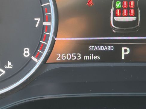 Used 2025 Nissan Pathfinder SV FWD image 43