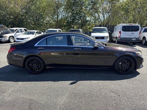 Used 2015 Mercedes-Benz S 550 Sedan image 3