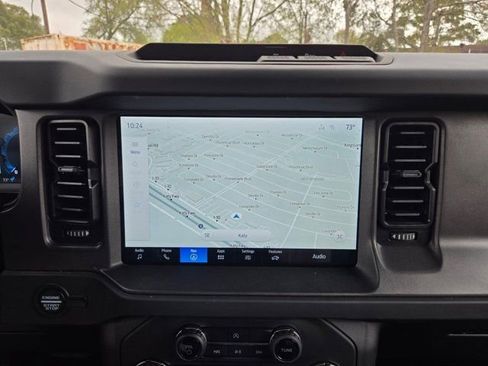 Used 2025 Ford Bronco Big Bend image 19