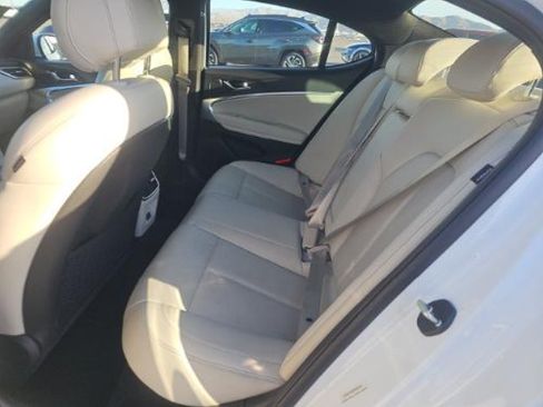 Used 2025 Genesis G70 2.5T RWD image 8
