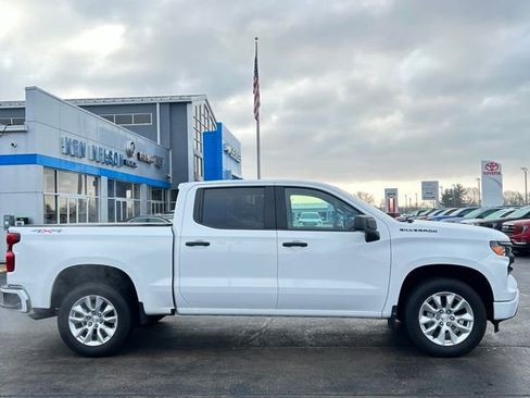 Certified 2024 Chevrolet Silverado 1500 Custom w/ LPO, Dark Essentials Package image 13