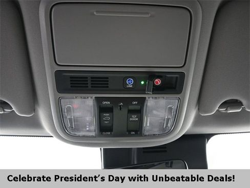 Used 2020 Honda Pilot Touring image 21