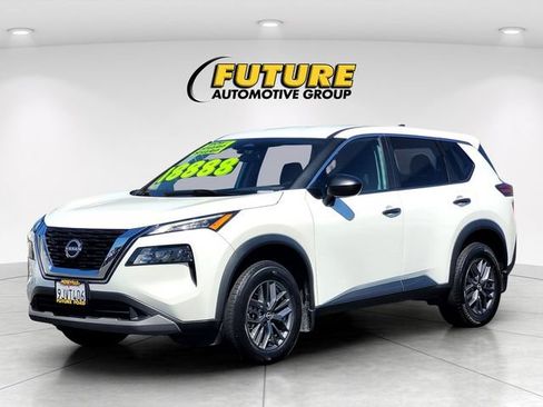 Used 2023 Nissan Rogue S FWD image 8