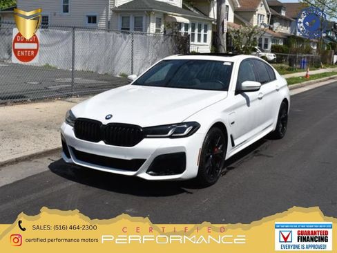 Used 2023 BMW 530e w/ M Sport Package RWD image 1