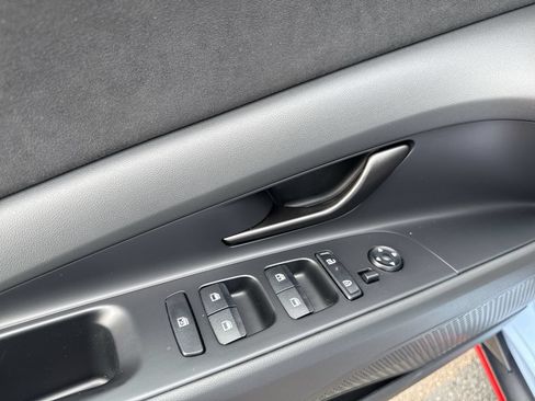 New 2026 Hyundai Elantra N FWD image 13