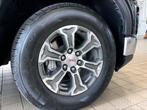 Used 2025 GMC Sierra 1500 SLT RWD image 34