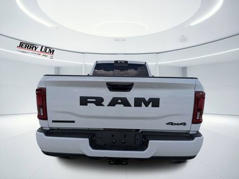 New 2026 RAM 3500 Big Horn AWD/4WD image 4