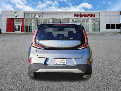 Used 2024 Kia Soul LX w/ Option Group 015 FWD image 5