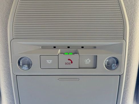 New 2026 Nissan Kicks SR w/ Cold Weather Package image 41