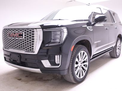 Used 2023 GMC Yukon Denali w/ LPO, Floor Liner Package