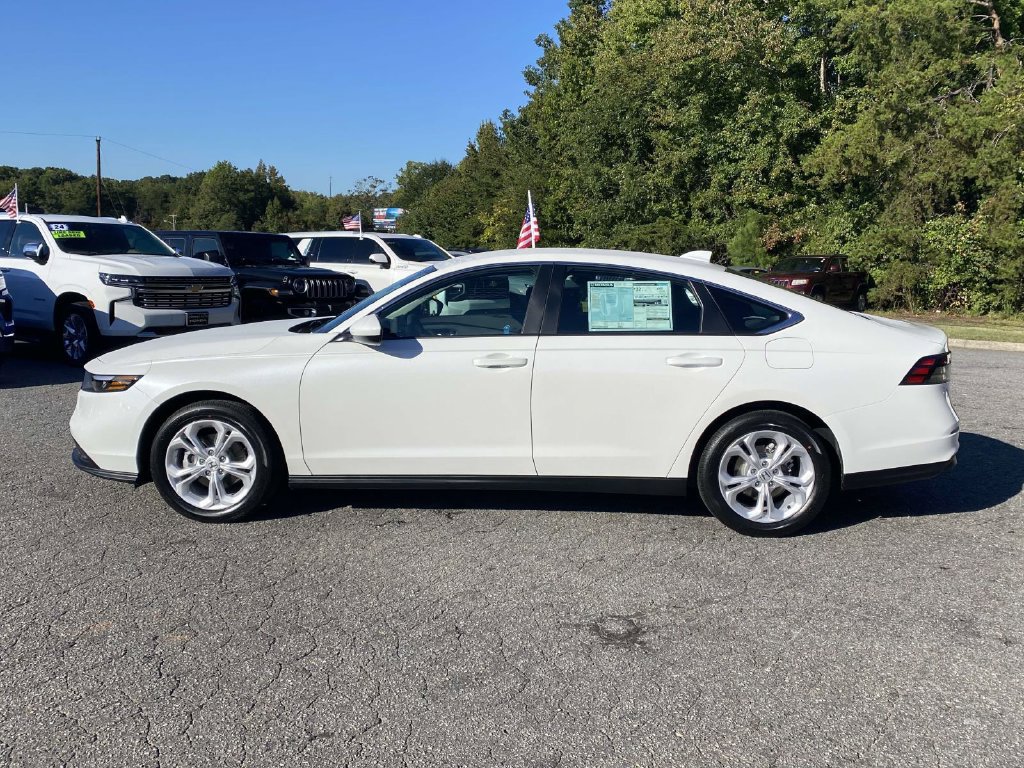 New 2026 Honda Accord LX image 2