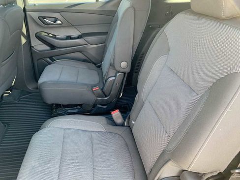 Certified 2023 Chevrolet Traverse LT w/ LPO, Floor Liner Package AWD/4WD image 23