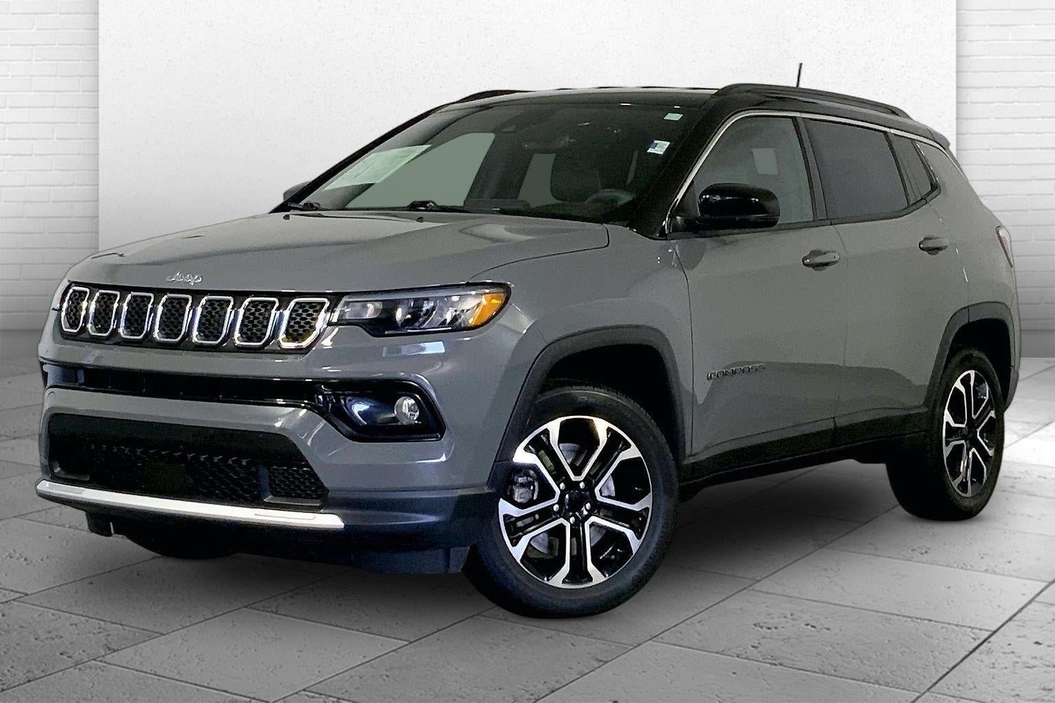 Used 2023 Jeep Compass Limited AWD/4WD image 12