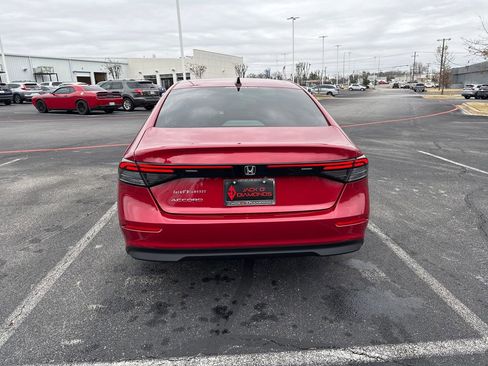 New 2025 Honda Accord SE image 11
