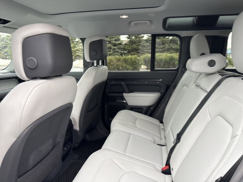 New 2025 Land Rover Defender 110 S image 8