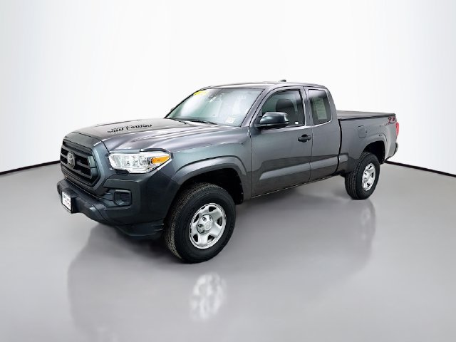 Used 2022 Toyota Tacoma SR RWD image 3