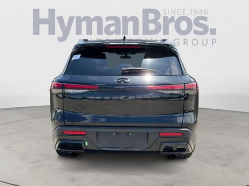 Certified 2025 INFINITI QX60 Luxe w/ Black Edition AWD/4WD image 4