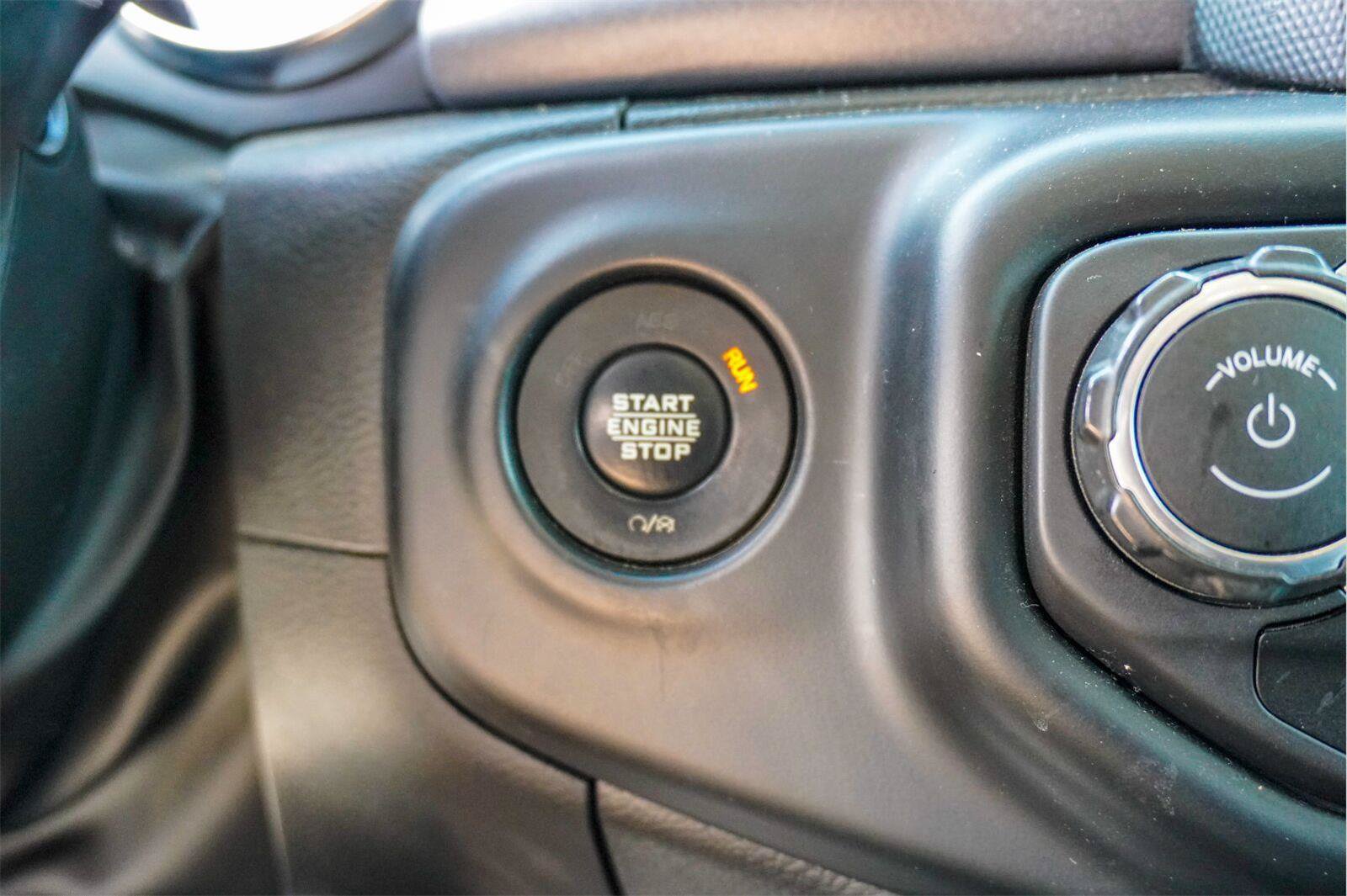 Used 2022 Jeep Gladiator Mojave w/ Trailer Tow Package AWD/4WD image 25