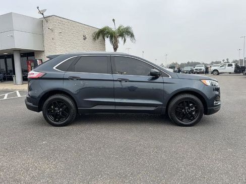 Certified 2024 Ford Edge SEL w/ Convenience Package image 2